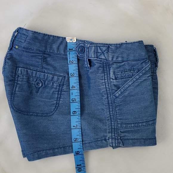 Bundle two pairs girl junior denim distressed shorts size 3 - Picture 4 of 8
